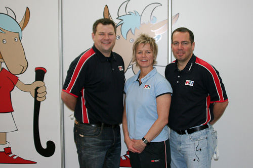 2011 Copa Mundial Indoor - Árbitros de la PAHF John Hrytsak, Wendy Stewart y Gus Soteriades