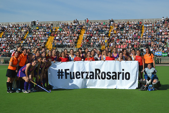 Partido a beneficio organizado por Luciana Aymar en Rosario (2013)