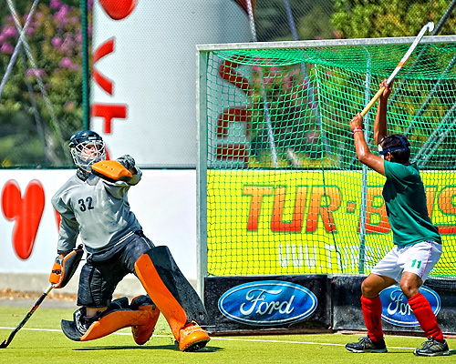 Trinidad & Tobago vs. Mexico - Picture Alex Masters