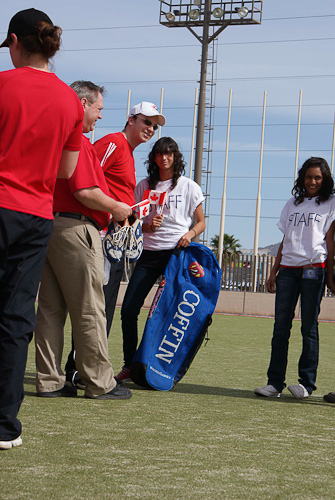 Canada donates hockey gear at Hermosillo